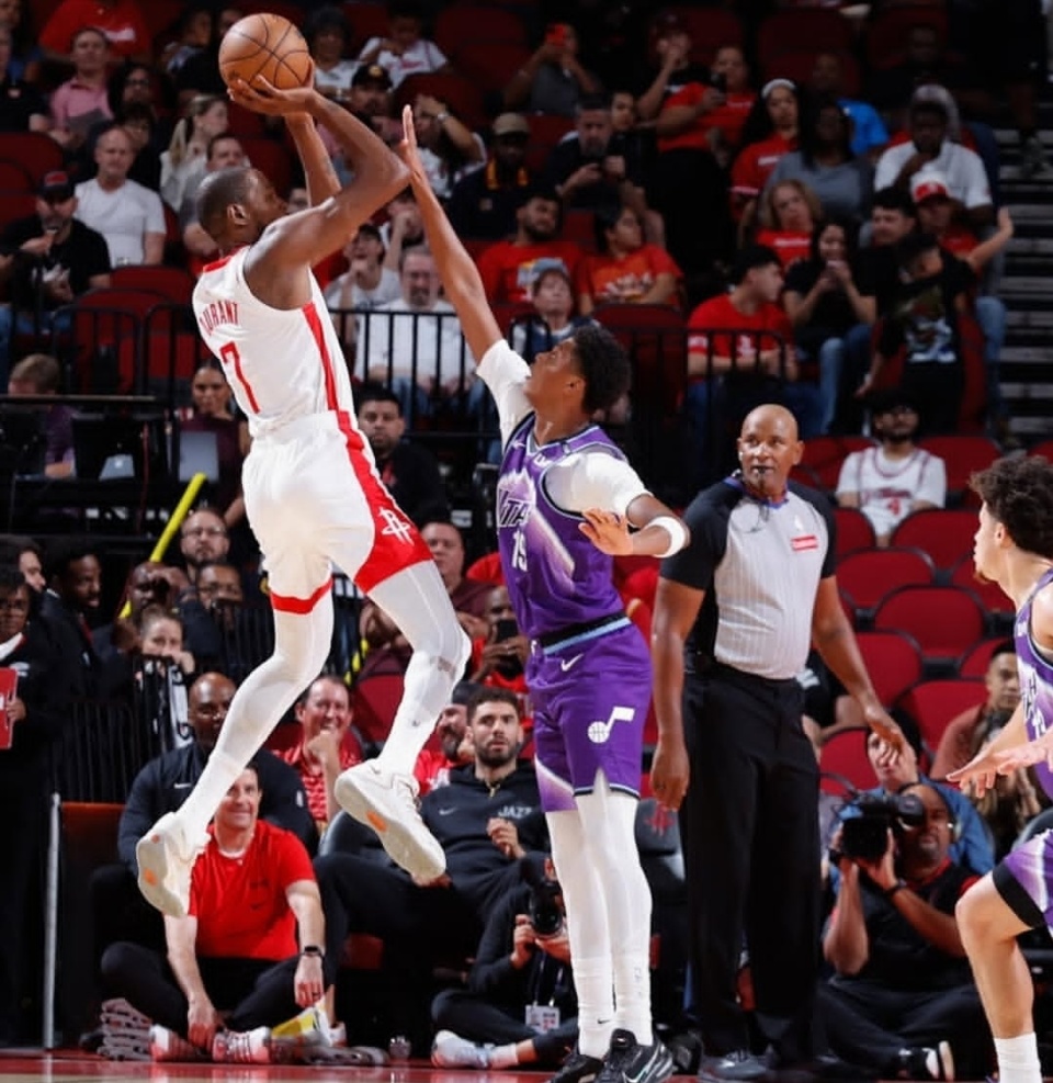 期间不仅携, 近期与威斯