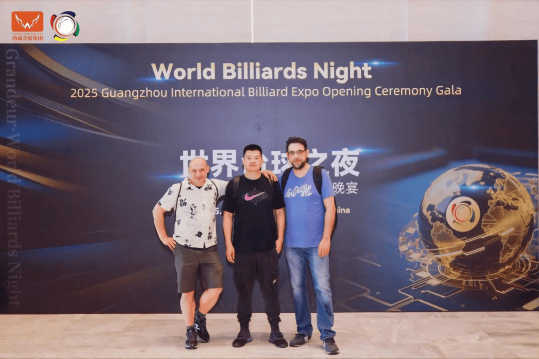 负责展品保 负责展品保