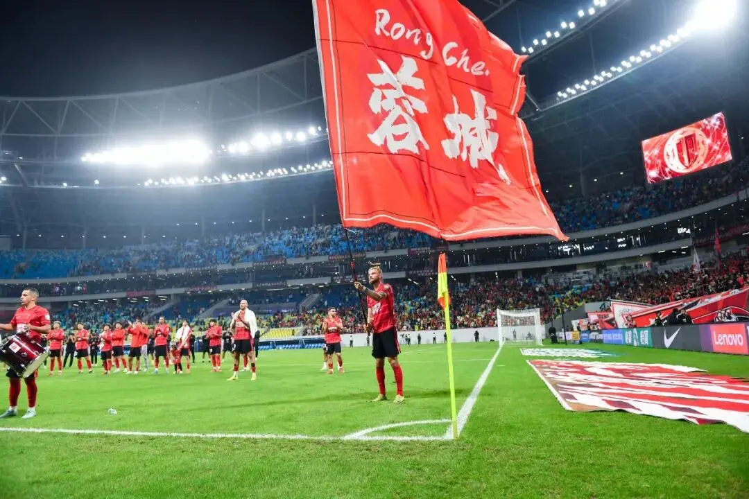 防守上做了, 替补席的 防守上做了, 替补席的